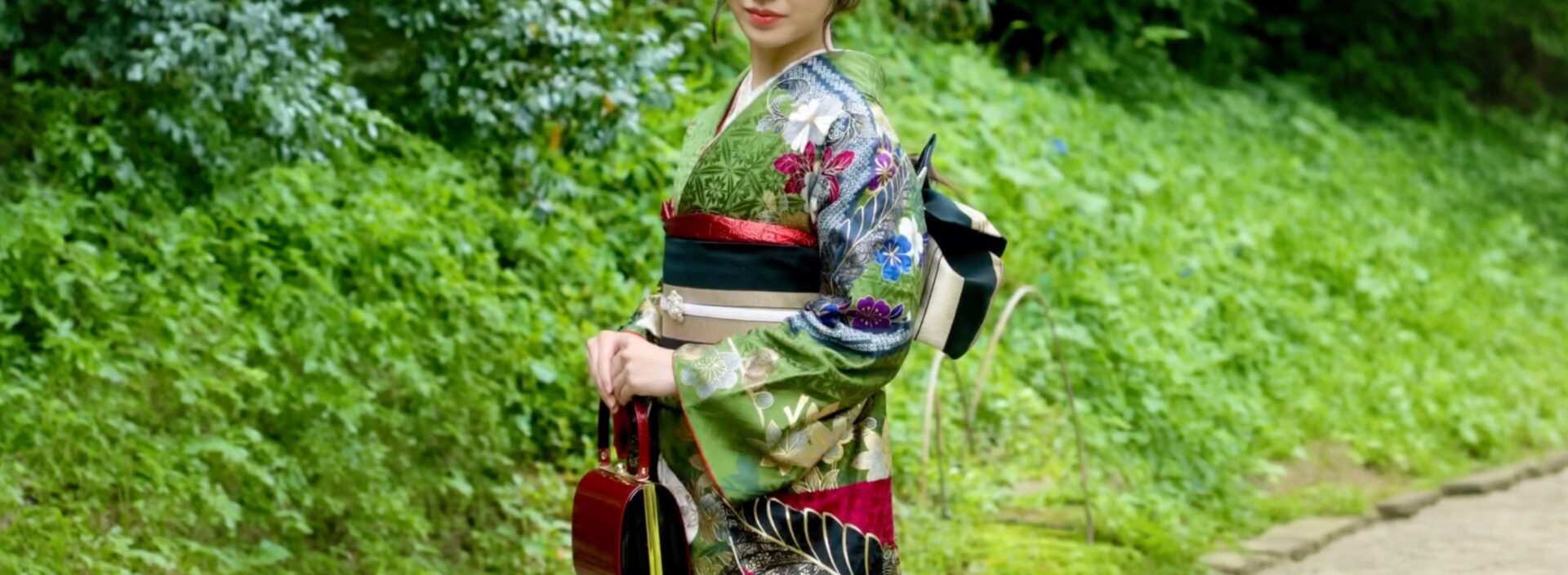 茅ヶ崎市で成人式の振袖をお探しの方へ。